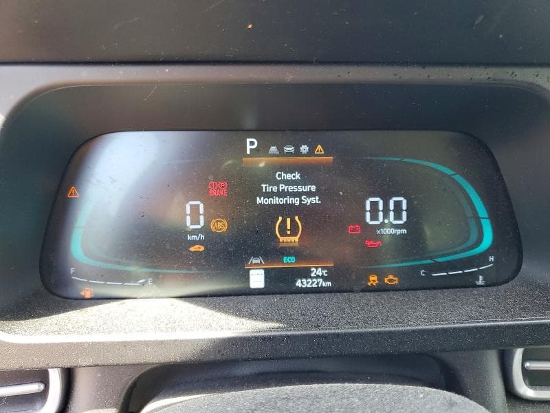 2024 HYUNDAI ELANTRA SEL 9