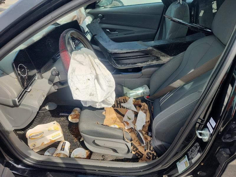 2023 HYUNDAI ELANTRA SEL 7