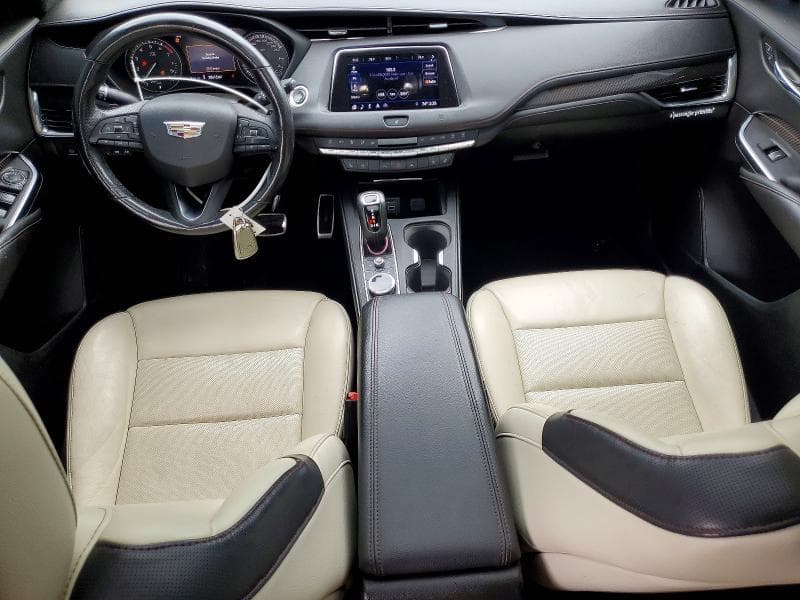 2019 CADILLAC XT4 SPORT 8