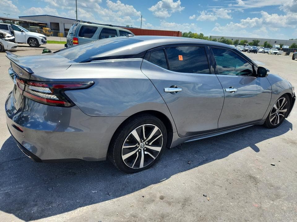 2022 NISSAN MAXIMA SV 3