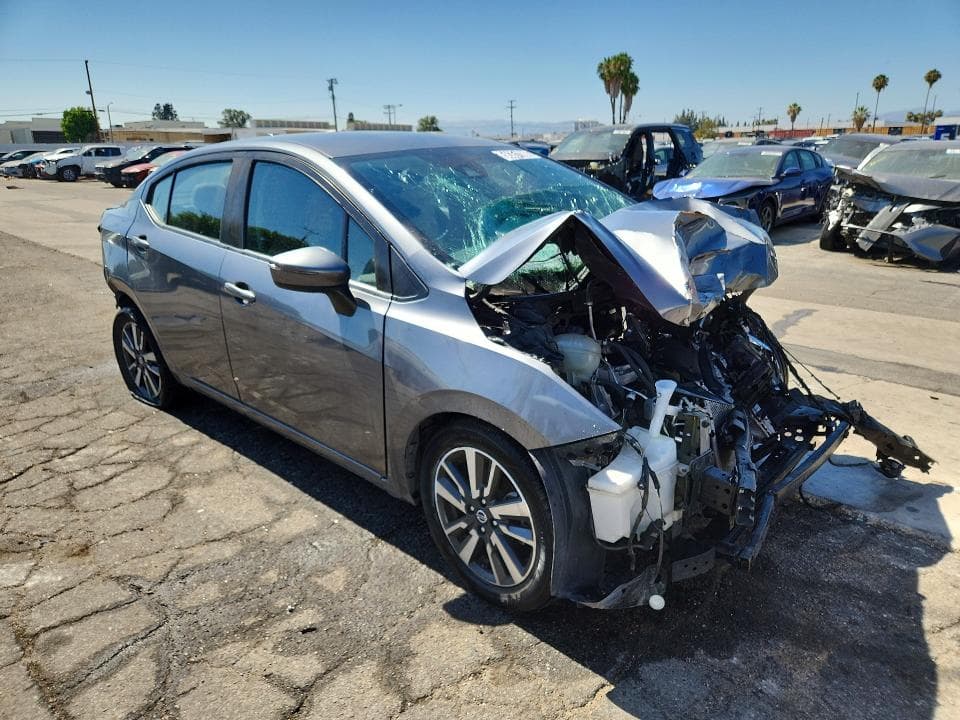 2021 NISSAN VERSA SV 4