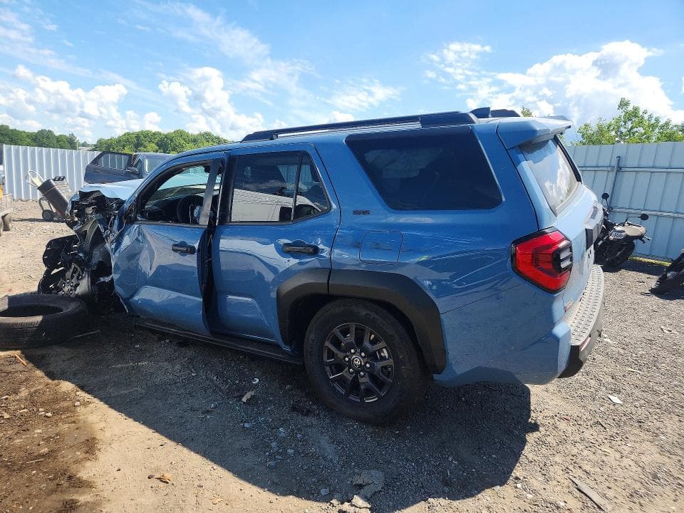 2026 TOYOTA 4RUNNER SR5 2