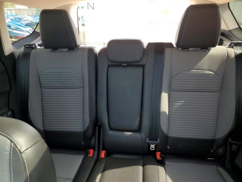 2017 FORD ESCAPE SE 10