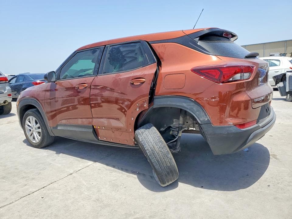 2021 CHEVROLET TRAILBLAZER LS 2
