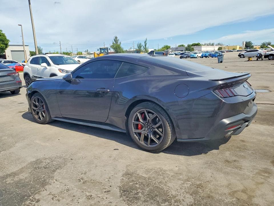2024 FORD MUSTANG 2