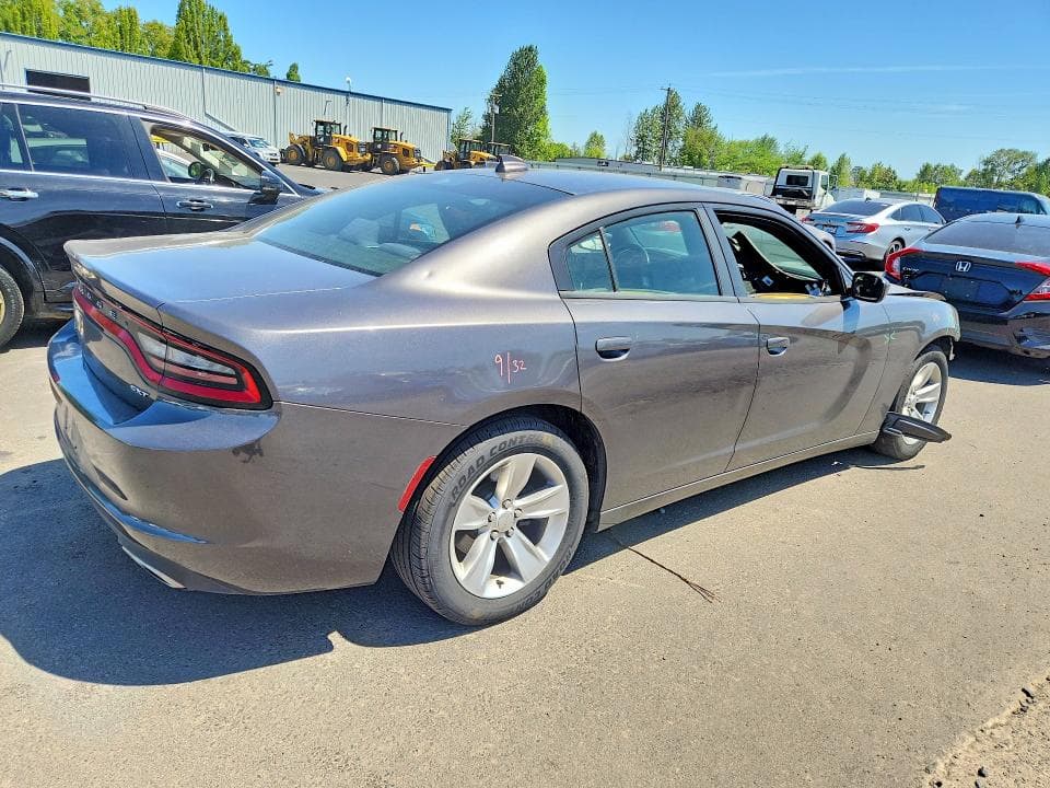 2017 DODGE CHARGER SXT 3
