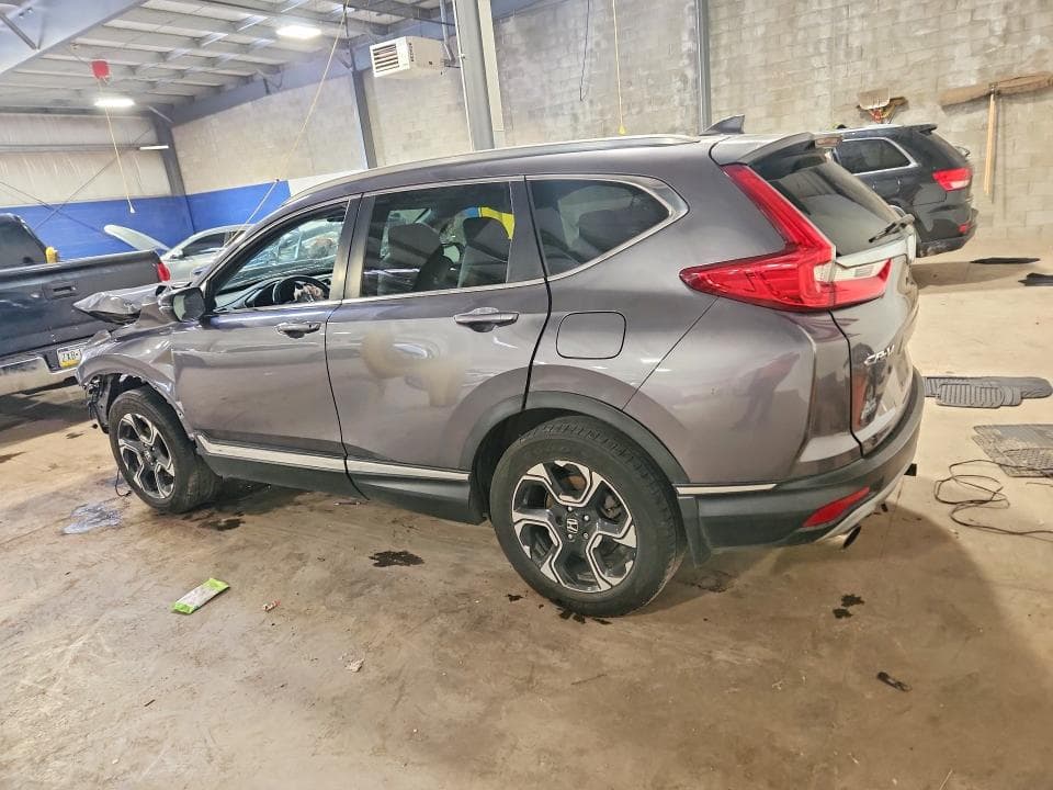 2018 HONDA CR-V TOURING 2