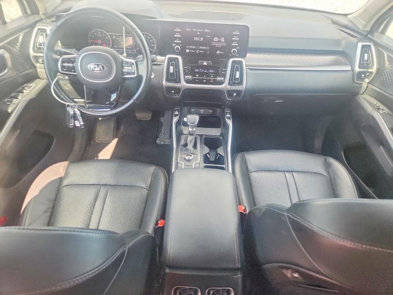 2021 KIA SORENTO S 8
