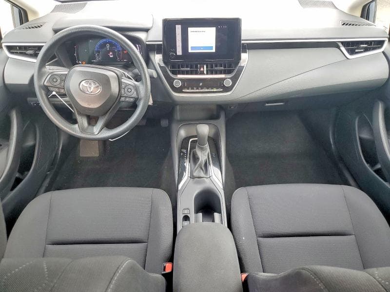 2026 TOYOTA COROLLA LE 8