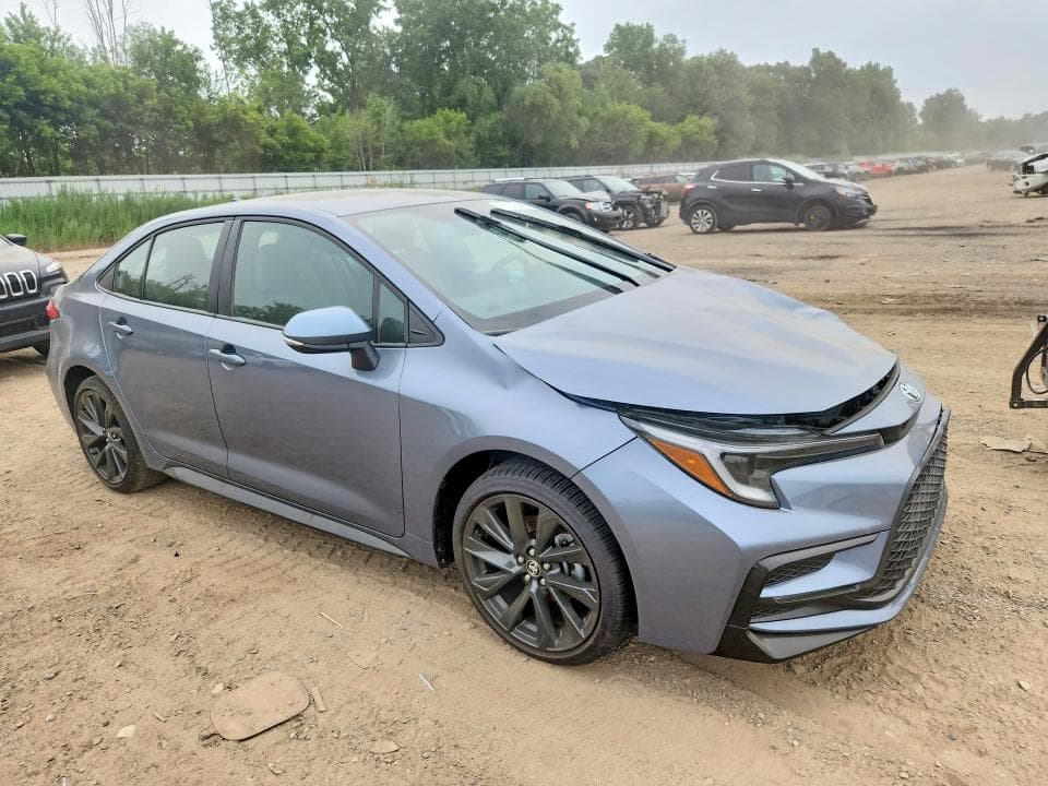 2026 TOYOTA COROLLA SE 4