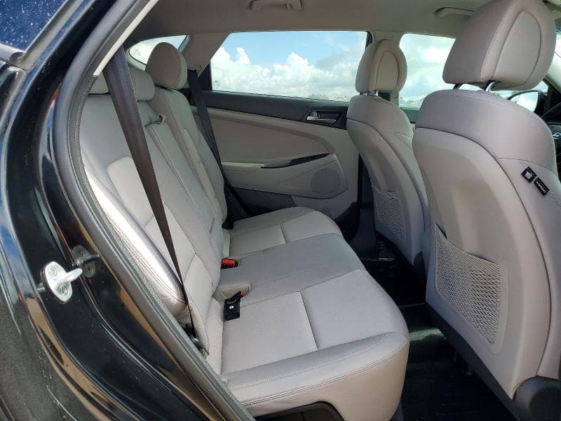 2018 HYUNDAI TUCSON SEL 10