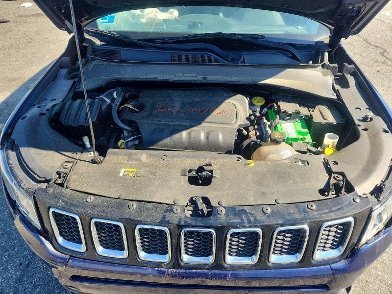 2018 JEEP COMPASS LONGITUDE NORTH LATITUDE 12