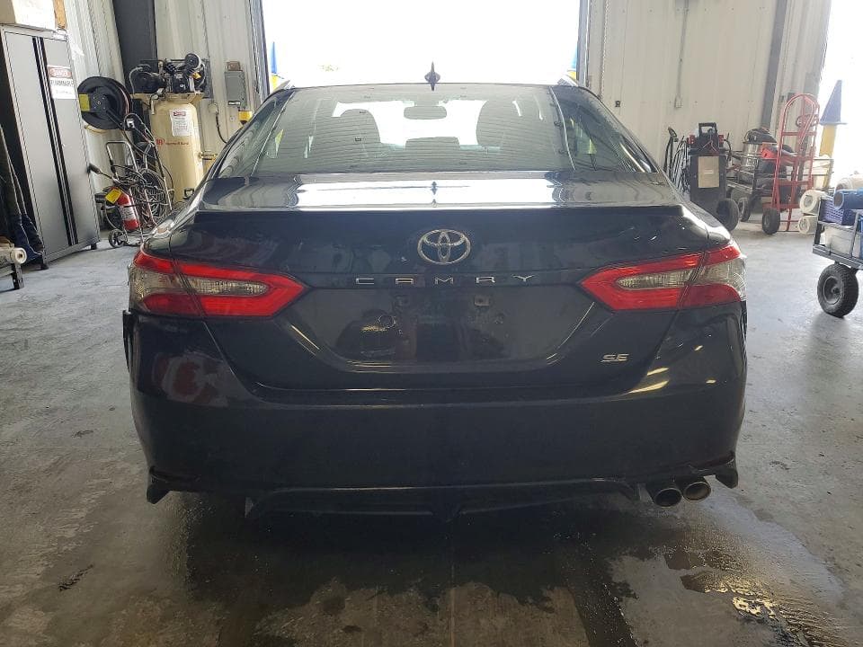 2018 TOYOTA CAMRY L 6