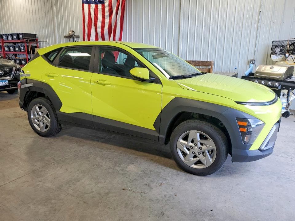 2024 HYUNDAI KONA SE 4