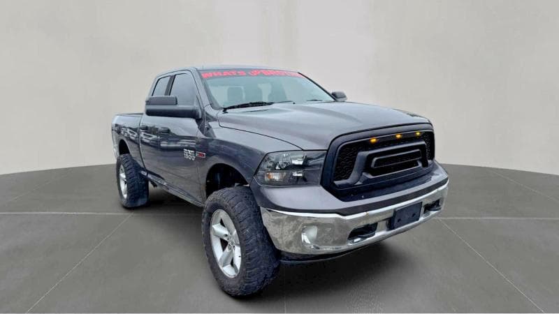 2016 RAM 1500 SLT - 1