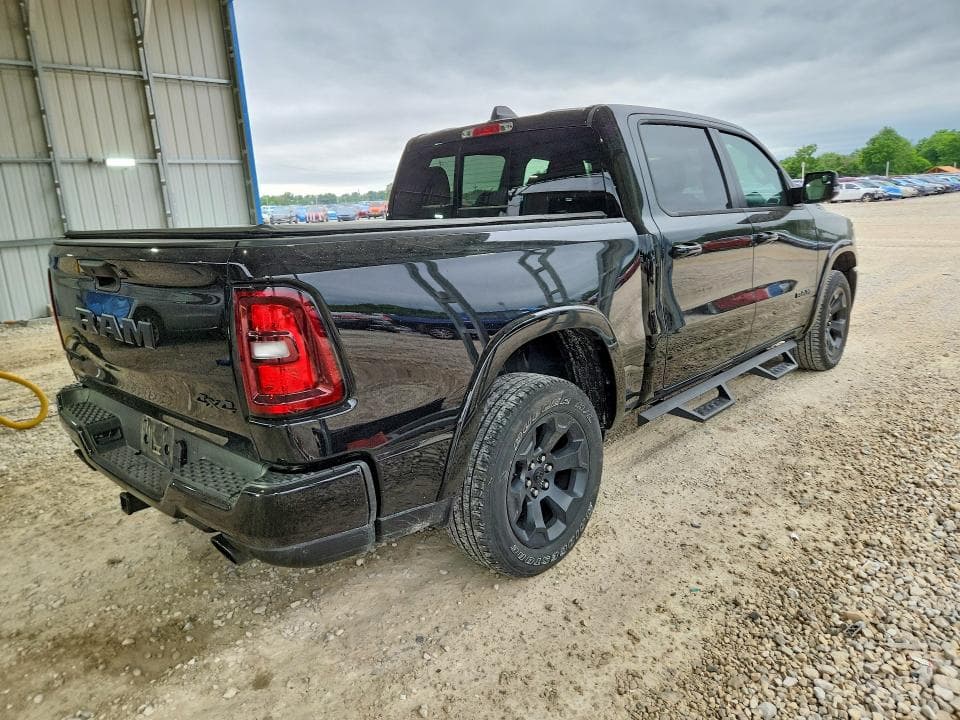 2025 RAM 1500 BIG HORN 3