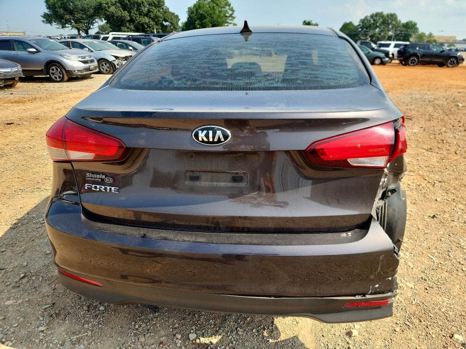 2017 KIA FORTE LX 6