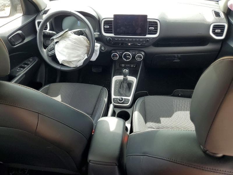 2024 HYUNDAI VENUE LIMITED 8