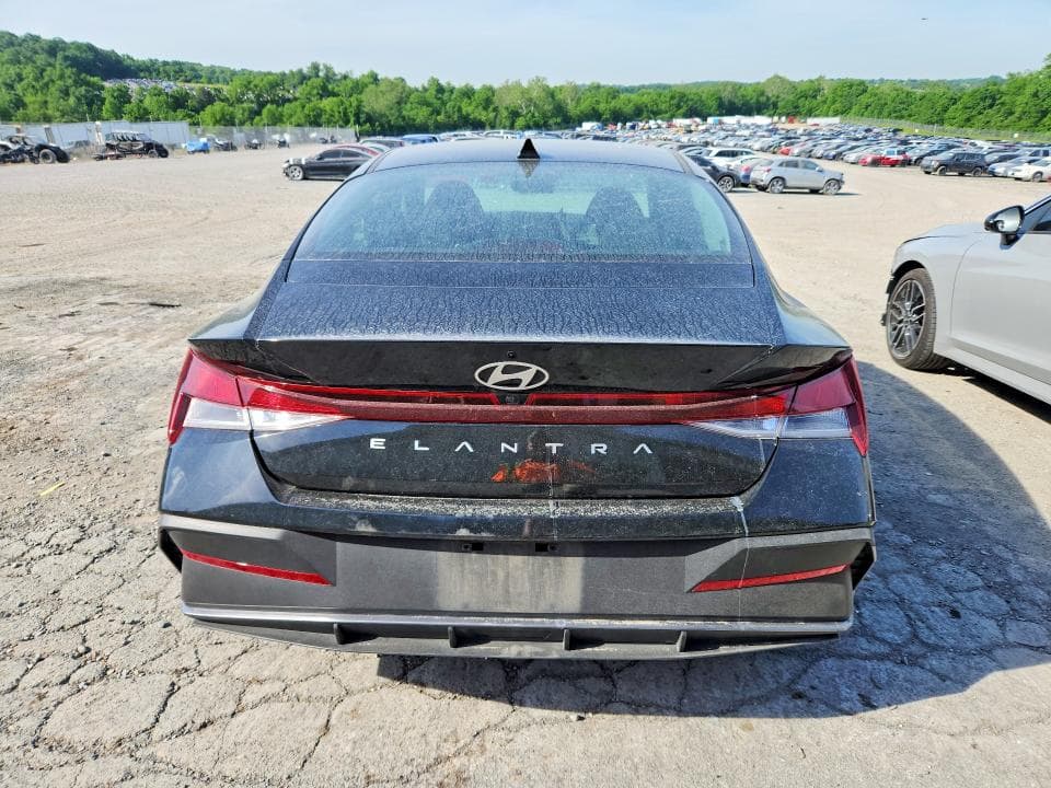2024 HYUNDAI ELANTRA SEL 6