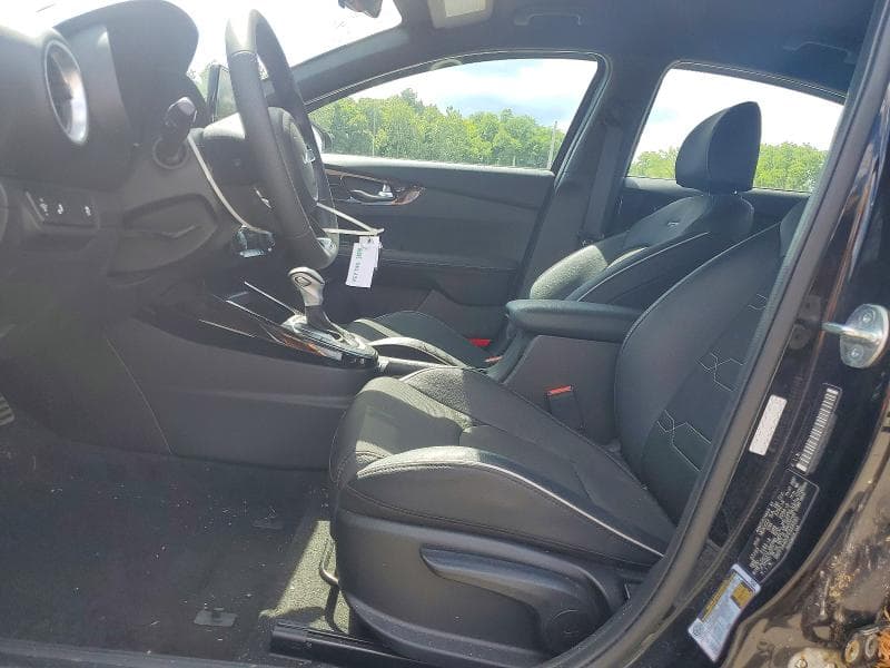 2023 KIA FORTE GT LINE 7