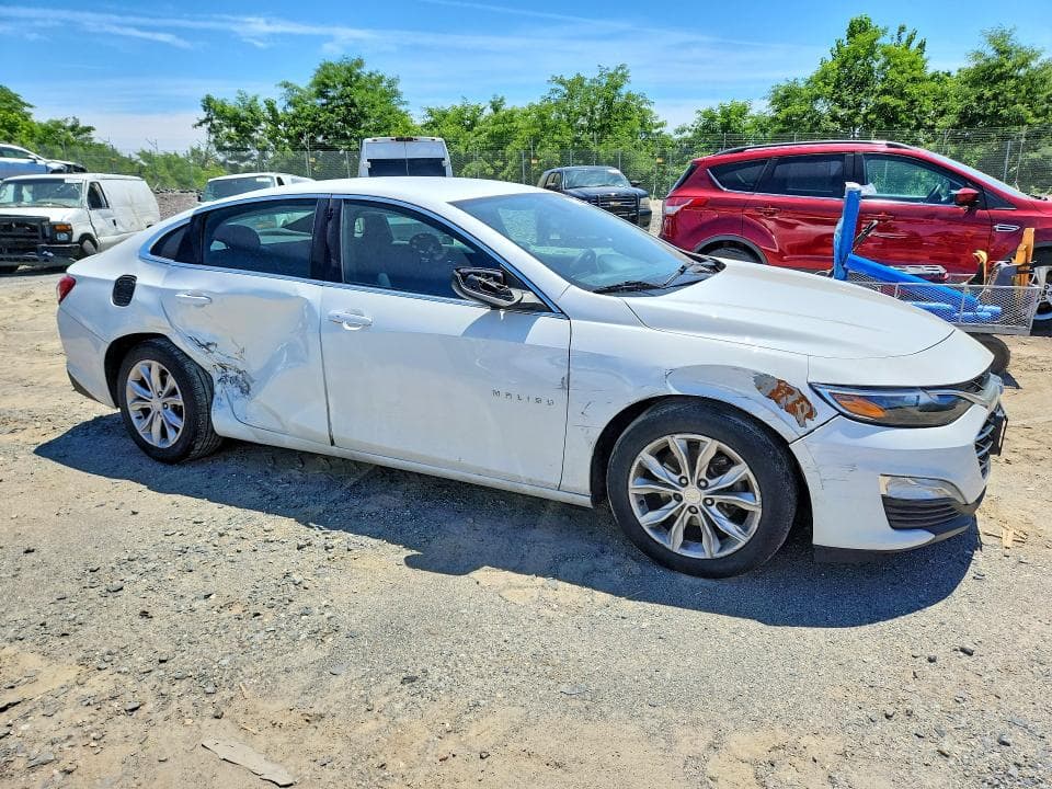 2021 CHEVROLET MALIBU LT 4