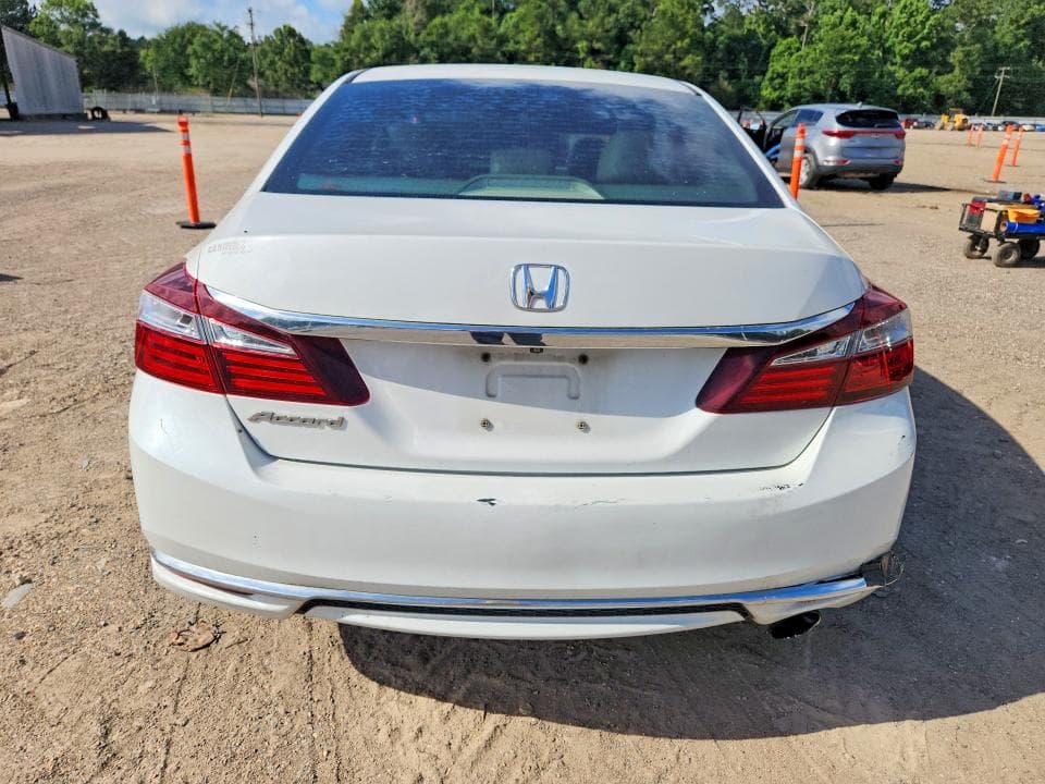 2017 HONDA ACCORD LX 6