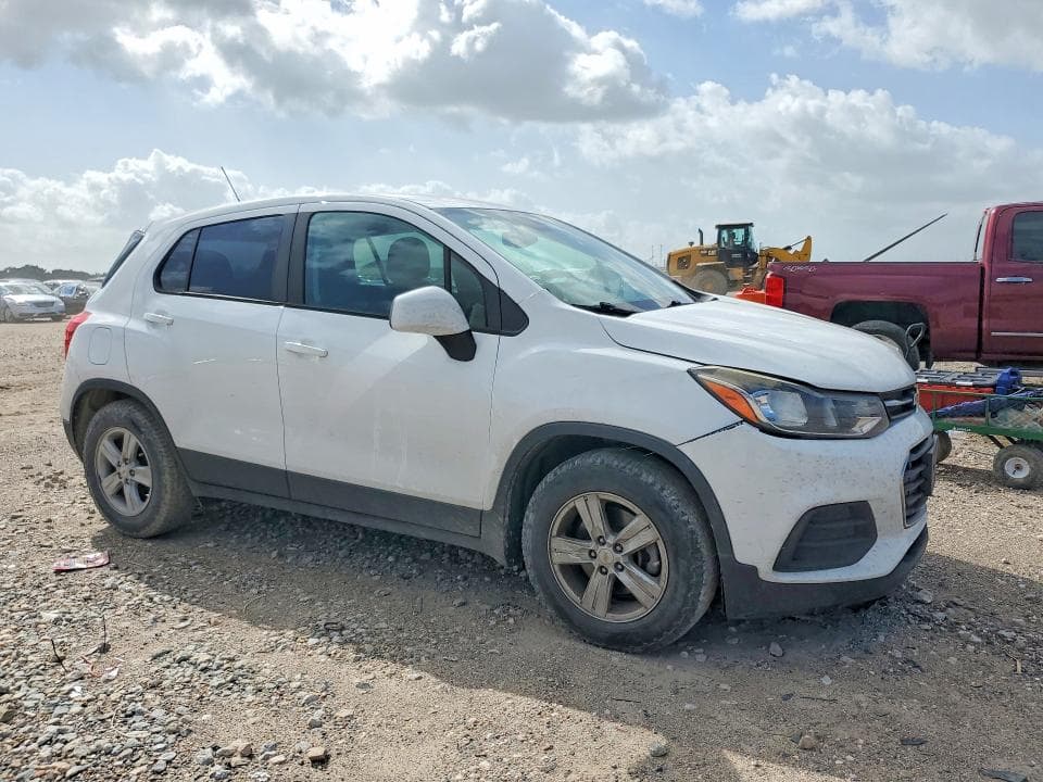 2020 CHEVROLET TRAX LS 4