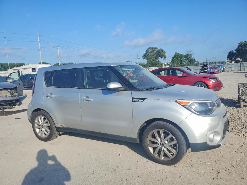 2018 KIA SOUL + 4