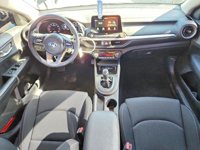 2019 KIA FORTE FE 8