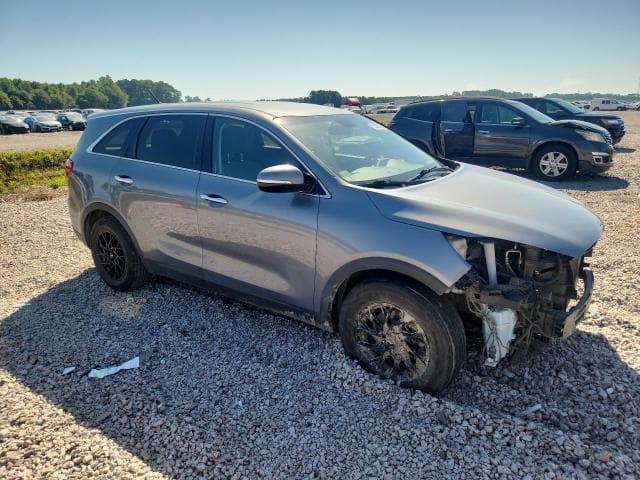 2020 KIA SORENTO S 4