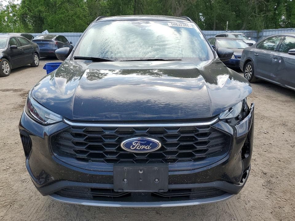 2025 FORD ESCAPE ST LINE 5