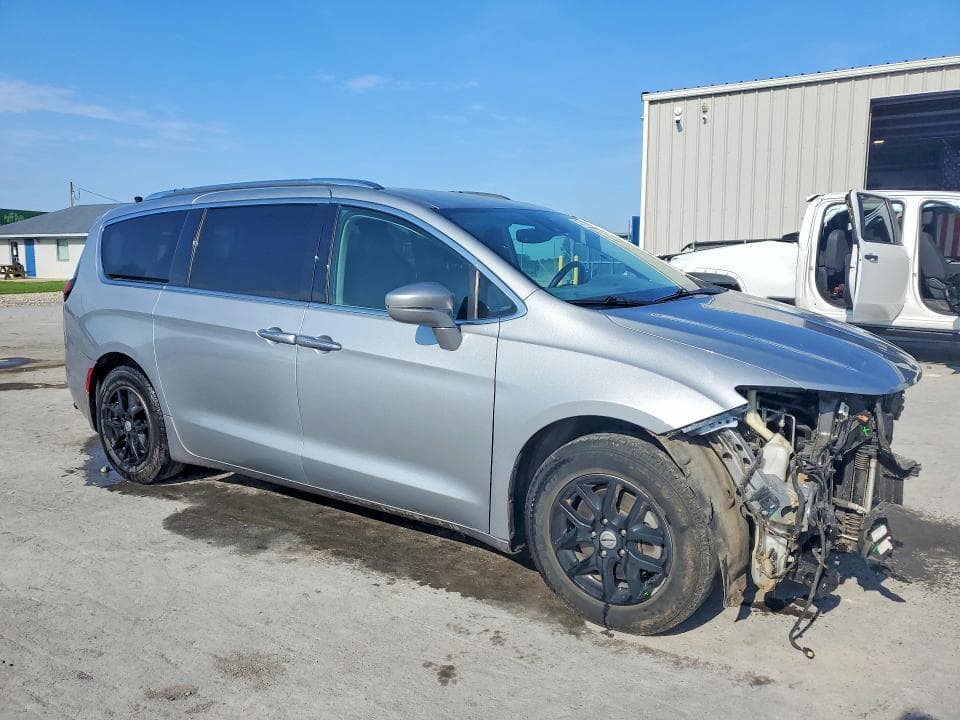 2021 CHRYSLER PACIFICA TOURING L 4