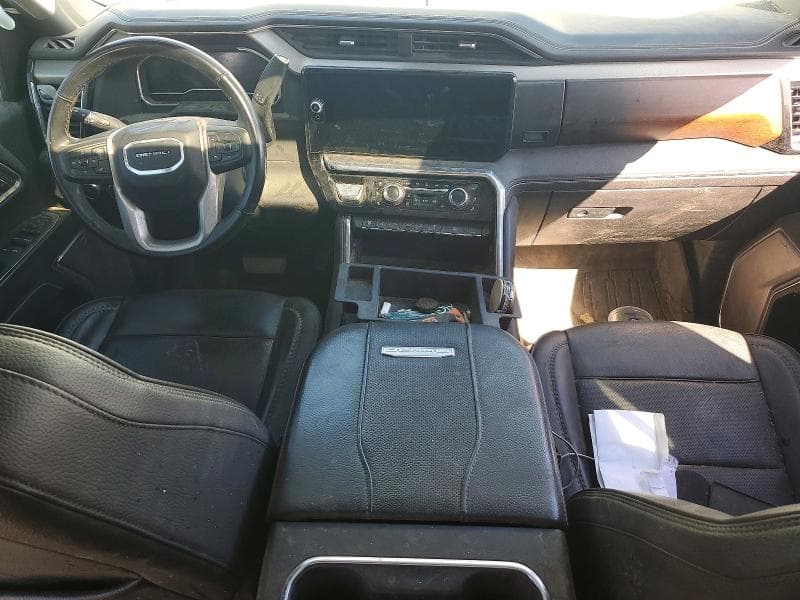 2024 GMC SIERRA K3500 DENALI 8