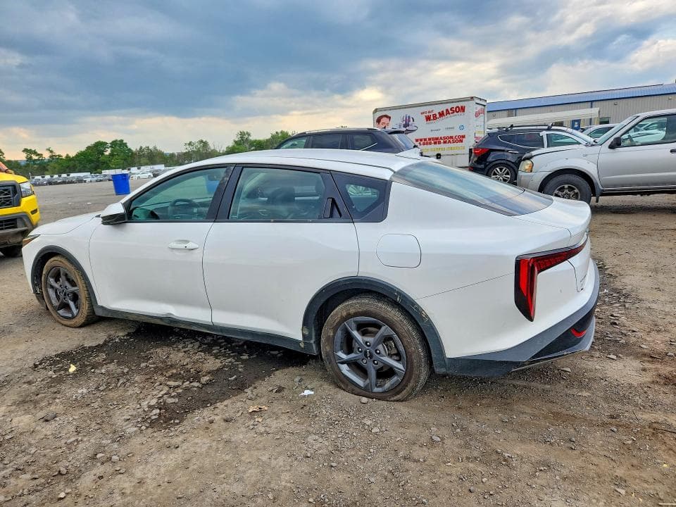 2025 KIA K4 LXS 2