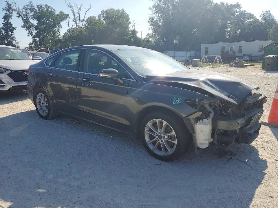 2019 FORD FUSION SEL 4