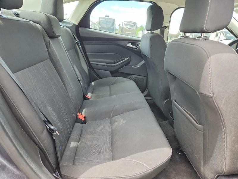 2018 FORD FOCUS SE 10
