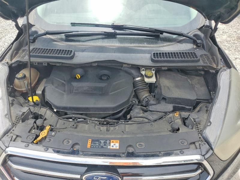 2017 FORD ESCAPE SE 12