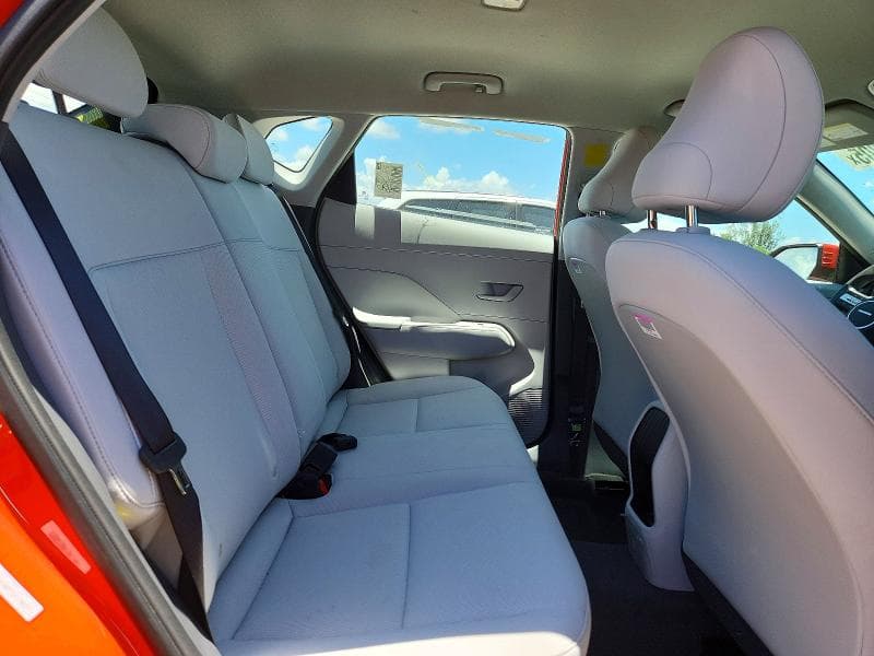2026 HYUNDAI KONA SE 10