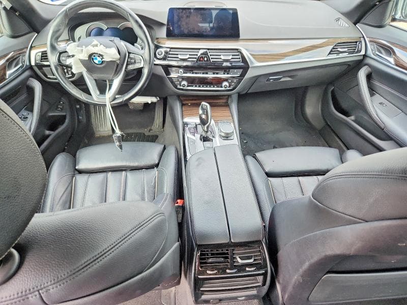 2019 BMW 5 SERIES 530E XDRIVE 8