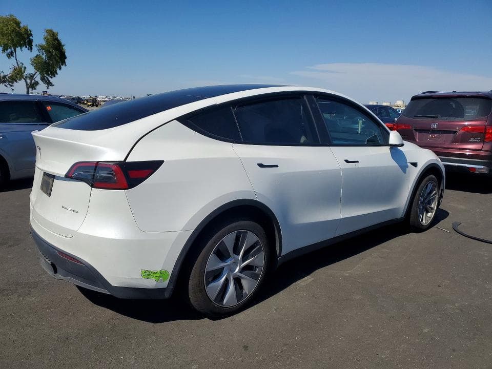 2023 TESLA MODEL Y 3