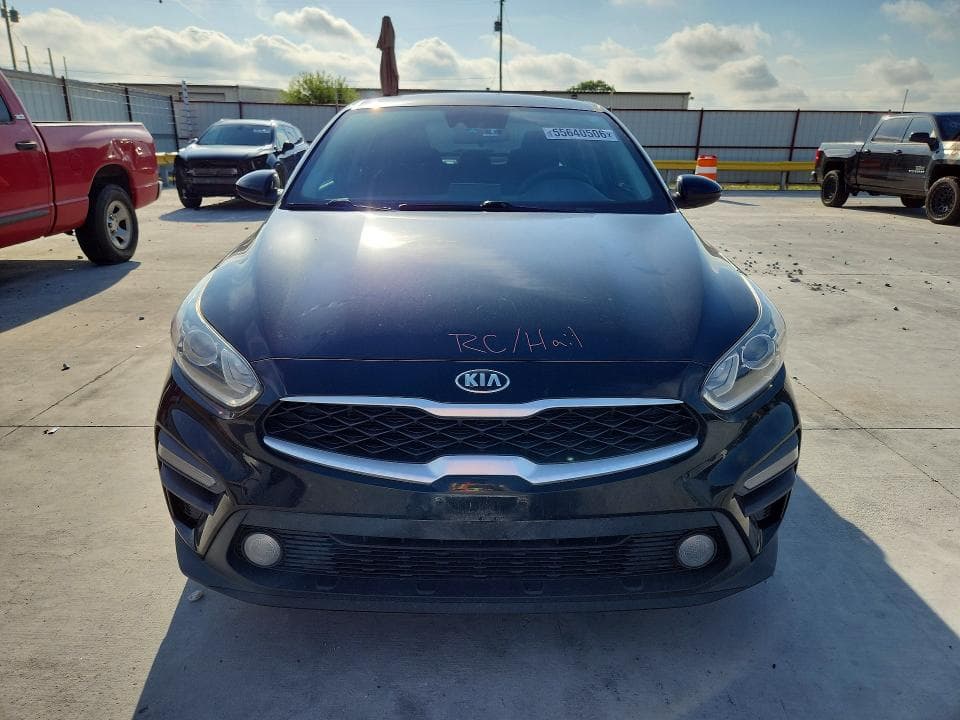 2021 KIA FORTE FE 5