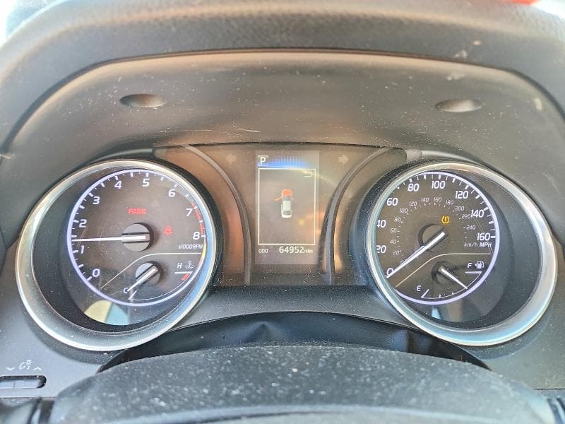 2018 TOYOTA CAMRY SE 9