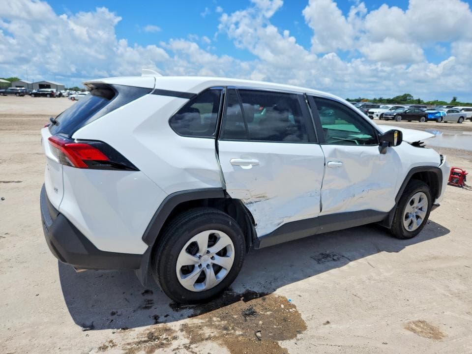 2025 TOYOTA RAV4 LE 3