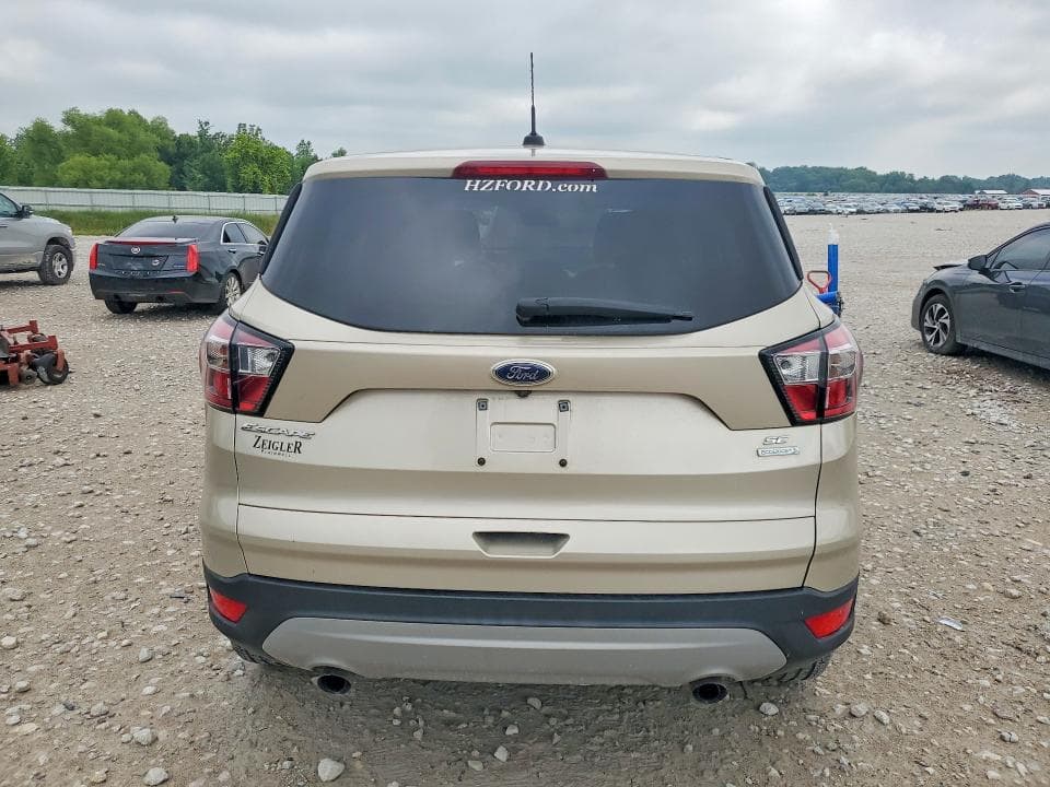 2017 FORD ESCAPE SE 6