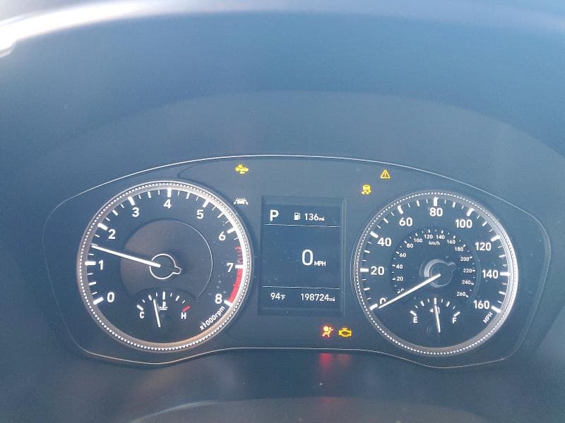 2019 HYUNDAI SANTA FE SE 9