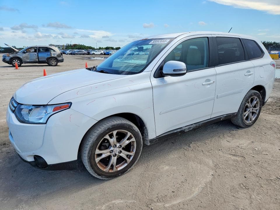 2014 MITSUBISHI OUTLANDER SE - 1