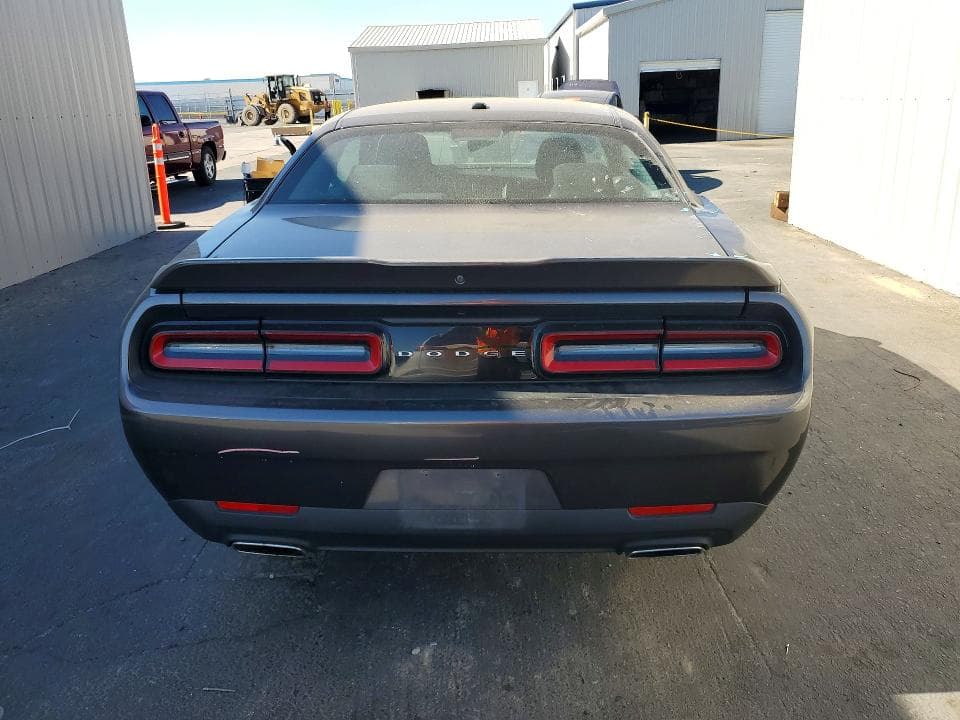 2022 DODGE CHALLENGER SXT 6