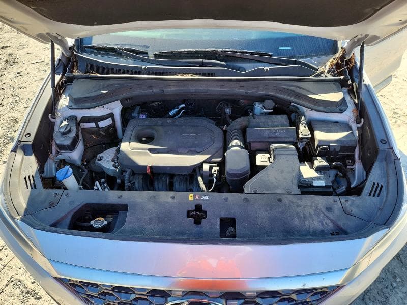2020 HYUNDAI SANTA FE SE 12