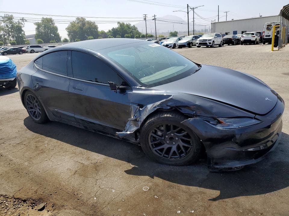 2025 TESLA MODEL 3 4