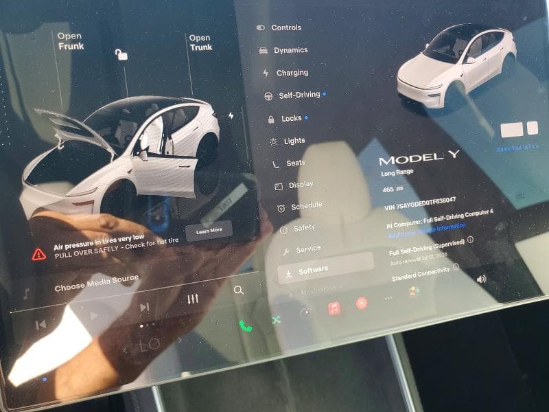 2026 TESLA MODEL Y 9